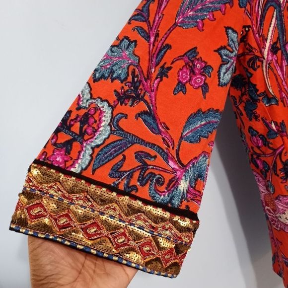 Soft Sorroundings Sequins Embroidered Floral Print Tunic Top 3/4 Sleeve Size 1x - Picture 9 of 13